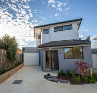 Trendy sweet home 4BedsBlackburn South