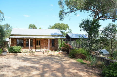 Trestrail Cottage B & B - Accommodation Bookings 0