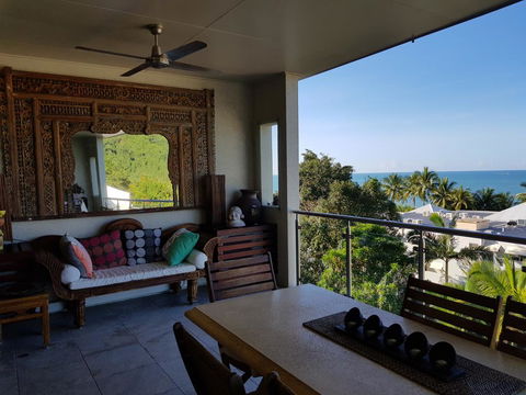Trinity Beach Penthouse - Accommodation Bookings 3