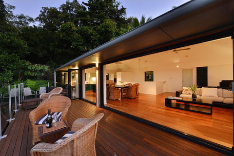 Trinity Beach Hideaway - Accommodation Bookings 3