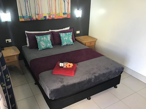 Tropical Lodge - Accommodation Bookings 1