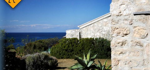 Tu Emuz Stone Beachfront Villa, Emu Bay, Kangaroo Is - Accommodation Bookings 3