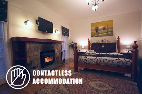 Tudor Cottages - Accommodation Bookings 2