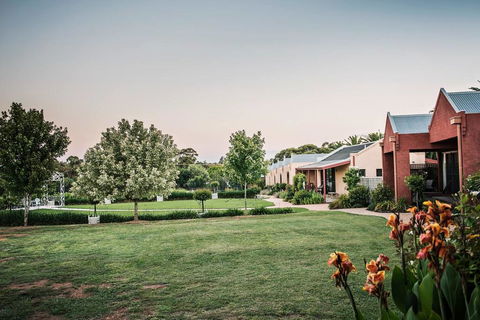 Tuileries Rutherglen - Accommodation Bookings 0