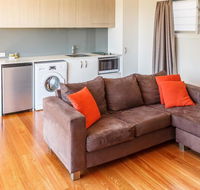 Two Islands at the Jetty - Accommodation Bookings