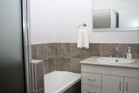 Two On Sunset - Accommodation Bookings 0
