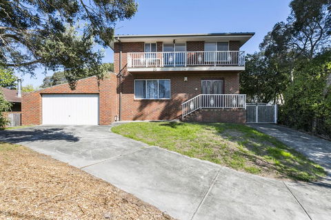 Tyrone Beach House - Accommodation Bookings 1