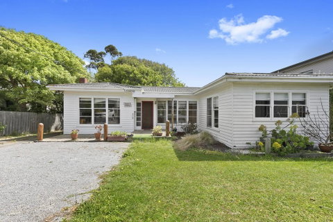 Ultimate Beach Retreat Aus - Accommodation Bookings 0