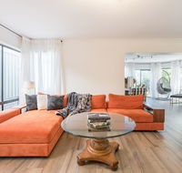 ULTRA SPACIOUS STYLISH HOME IN PRESTONS - SYDNEY
