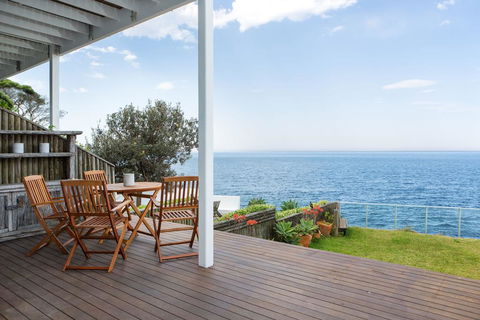 Unbelievable Clifftop Townhouse With Ocean Views - Accommodation Bookings 0