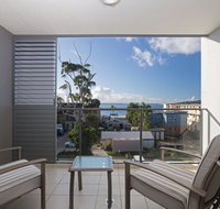 Unit 301 'The Shoal' 6-8 Bullecourt Street - Air con walking to local shops  beach - Accommodation Bookings