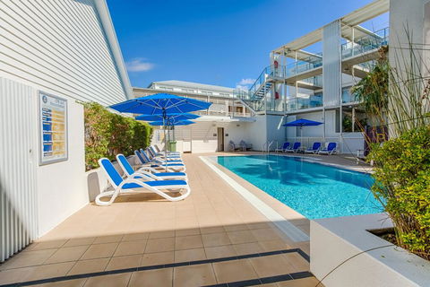 Unit 7 Plantation Resort - Rainbow Beach, Air Conditioned, Pool And Outdoor Spa, Plantation Resort - Accommodation Bookings 1
