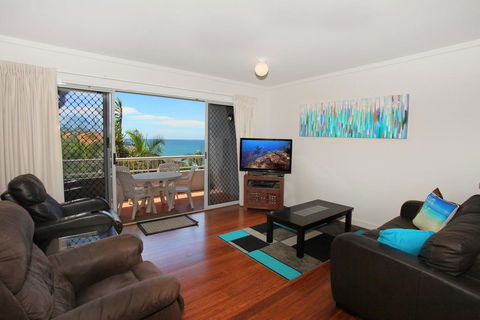 Unit 9, Coolum Blueseas Apartments, 59-61 Coolum Tce, Coolum Beach, 400 BOND, LINEN INCLUDED - Accommodation Bookings 2