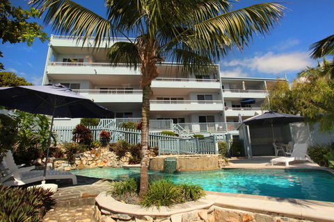 Unit 9, Coolum Blueseas Apartments, 59-61 Coolum Tce, Coolum Beach, 400 BOND, LINEN INCLUDED - Accommodation Bookings 1