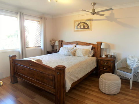 Unwind In This Gorgeous Retreat - Accommodation Bookings 2