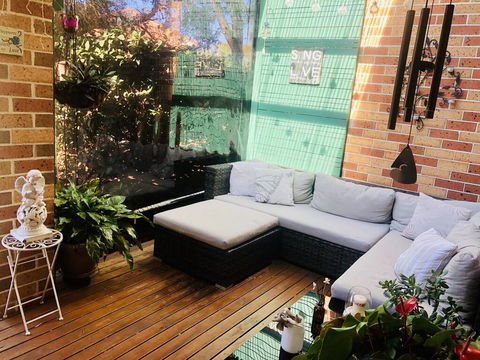 Unwind In This Gorgeous Retreat - Accommodation Bookings 1