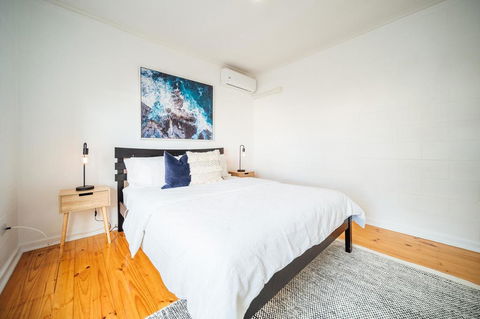 Urban Beach Shack-Metres From The Beach & Cafes - Accommodation Bookings 1
