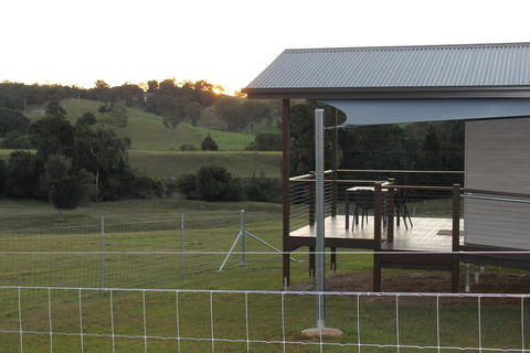 Valley Cabins By The Creek - Accommodation Bookings 2