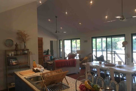 Valley Views Lodge Port Douglas - Accommodation Bookings 0