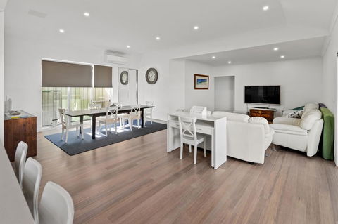 Vasse Manor - Accommodation Bookings 3