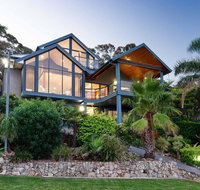 Venabu on Garuwa 20 Garuwa Street - spectacular house with fabulous views - Accommodation Bookings