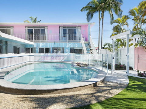 Ventura Beach Motel 3 Bedroom Poolside - Accommodation Bookings 1