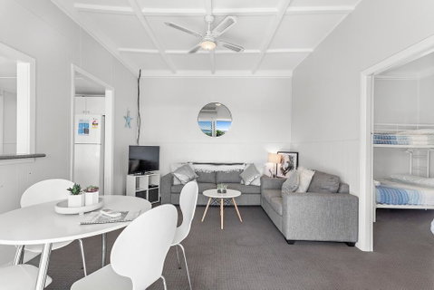Victoria Parade, 29A - Accommodation Bookings 2