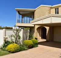 VIEWS FOREVER - INVERLOCH - Accommodation Bookings