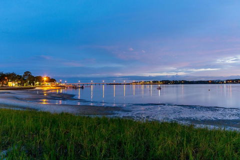 Views, Pool, Air Conditioning - Karoonda Sands Welsby Pde, Bongaree - Accommodation Bookings 2