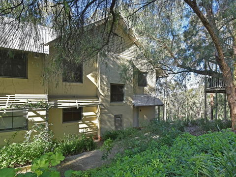 Villa 2br 540 Greenview Resort Condo Located Within Cypress Lakes Resort Nothing Is More Central - Accommodation Bookings 2