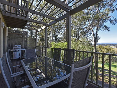 Villa 2br 540 Greenview Resort Condo Located Within Cypress Lakes Resort Nothing Is More Central - Accommodation Bookings 1