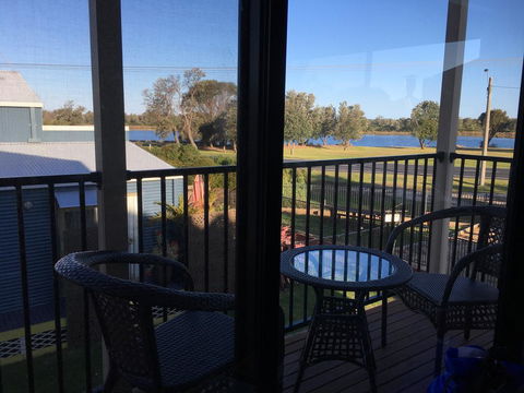 Villa By The Lake - Accommodation Bookings 2