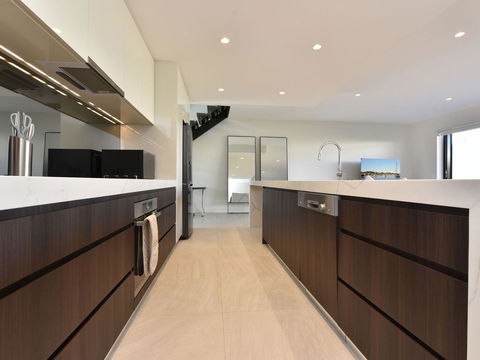 Villa Capri Waterside At Trinity Point - Accommodation Bookings 2