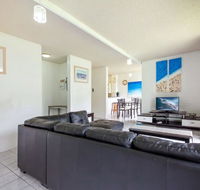Villa Ellisa Unit 1/10 Columbia Close