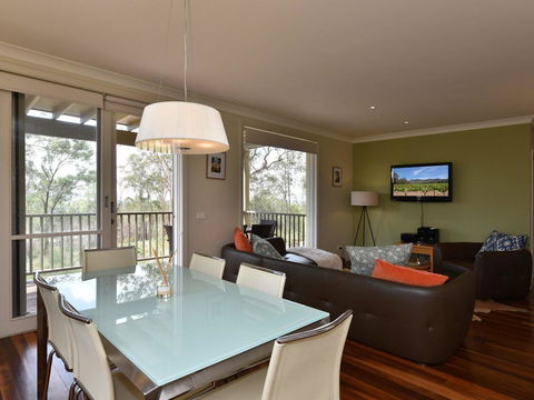 Villa Executive 2br Sangiovese Resort Condo Located Within Cypress Lakes Resort (nothing Is More Central) - Accommodation Bookings 0