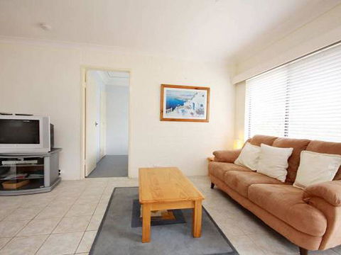 Villa Manyana Unit 25 - Accommodation Bookings 3