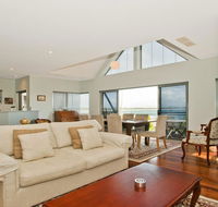 Villa Mer - stylish waterfront accommodation