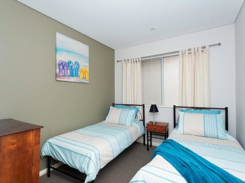 Villa Serene @ Fingal Bay - Accommodation Bookings 1