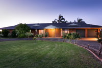 Book Mildura Accommodation Vacations Accommodation Bookings Accommodation Bookings