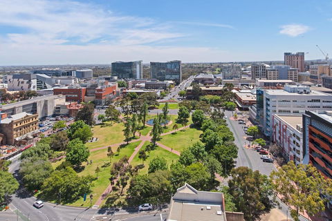 Vision On Morphett Adelaide Central - Accommodation Bookings 3