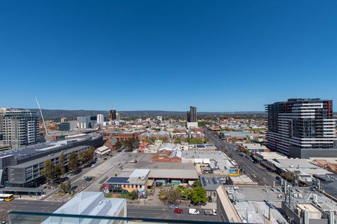 Vision On Morphett Adelaide Central - Accommodation Bookings 2