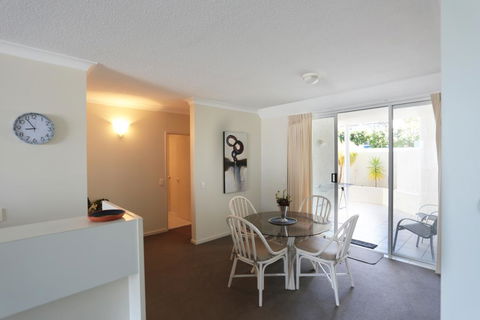 Visit The Cote D'Azur In Sunshine Beach - Accommodation Bookings 3