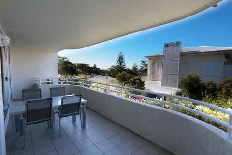 Visit The Cote D'Azur In Sunshine Beach - Accommodation Bookings 0