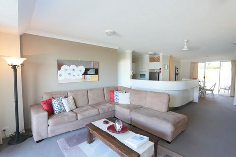 Visit The Cote D'Azur In Sunshine Beach - Accommodation Bookings 1