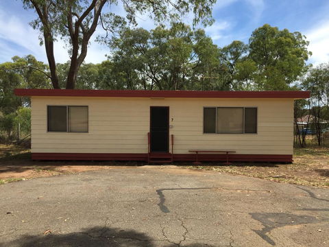 Wagon Wheel Motel & Units - Accommodation Bookings 1