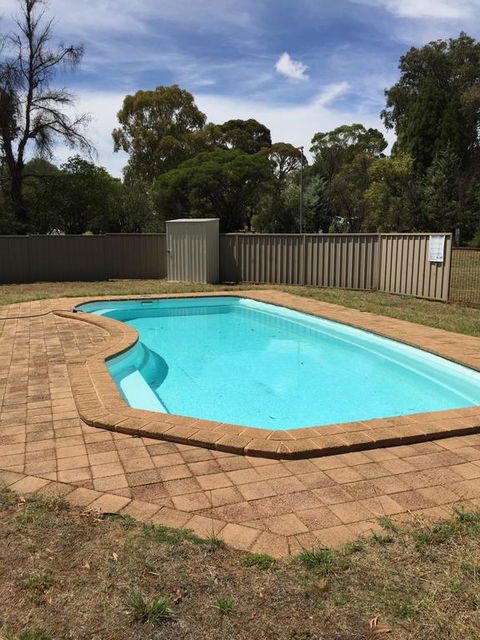 Wagon Wheel Motel & Units - Accommodation Bookings 3