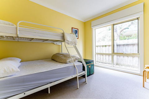 WALKIN' ON SUNSHINE - Accommodation Bookings 1