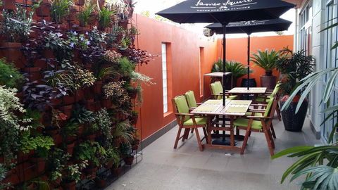 Warners Bay Hotel - Accommodation Bookings 1