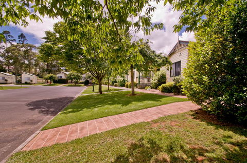 Warragul Gardens Holiday Park - Accommodation Bookings 1