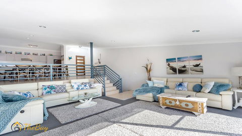 Water Views On Wallawa - Accommodation Bookings 1